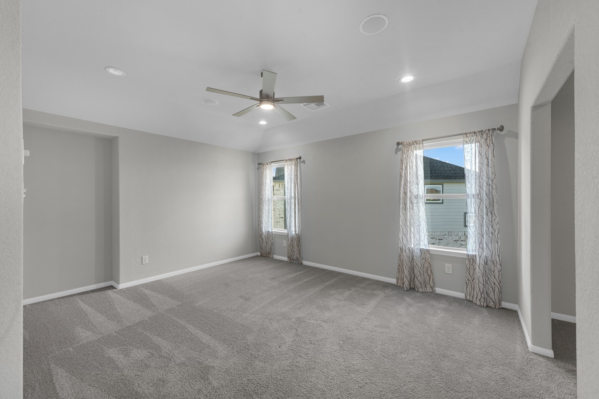 8827 Early Morning Way Property Photo 18