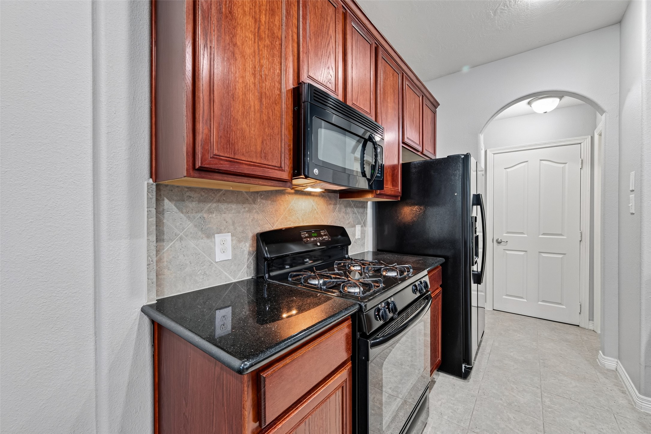 8910 Minola Oaks Drive Property Photo 12