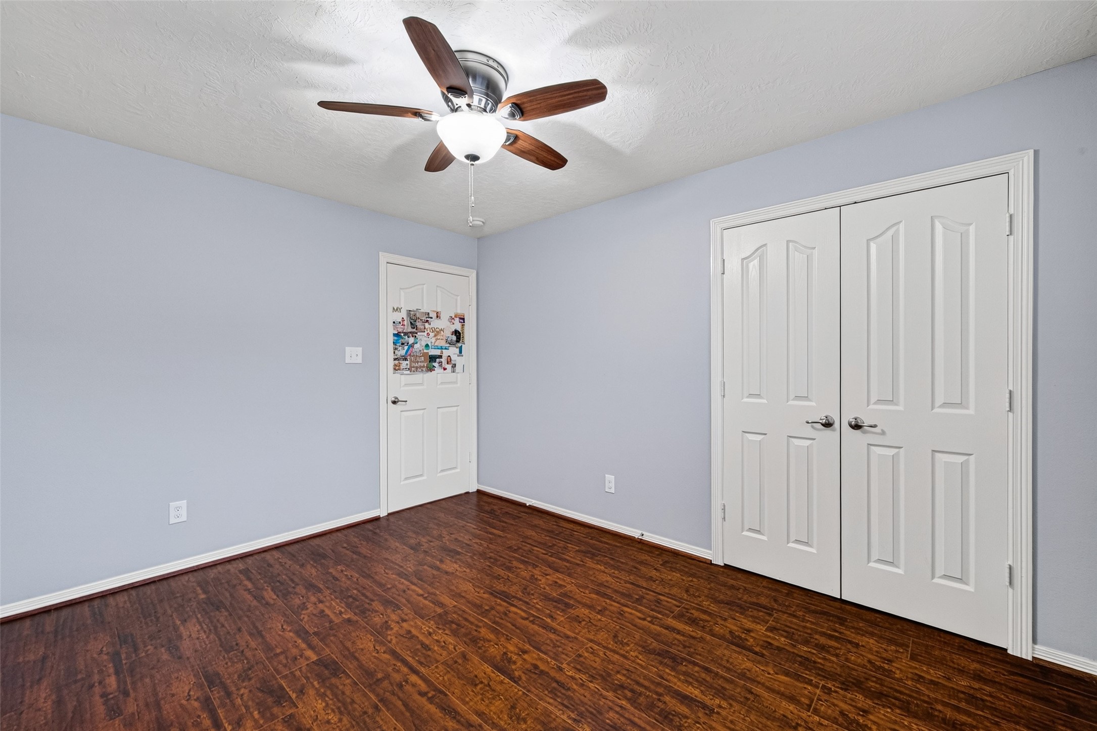 8910 Minola Oaks Drive Property Photo 17