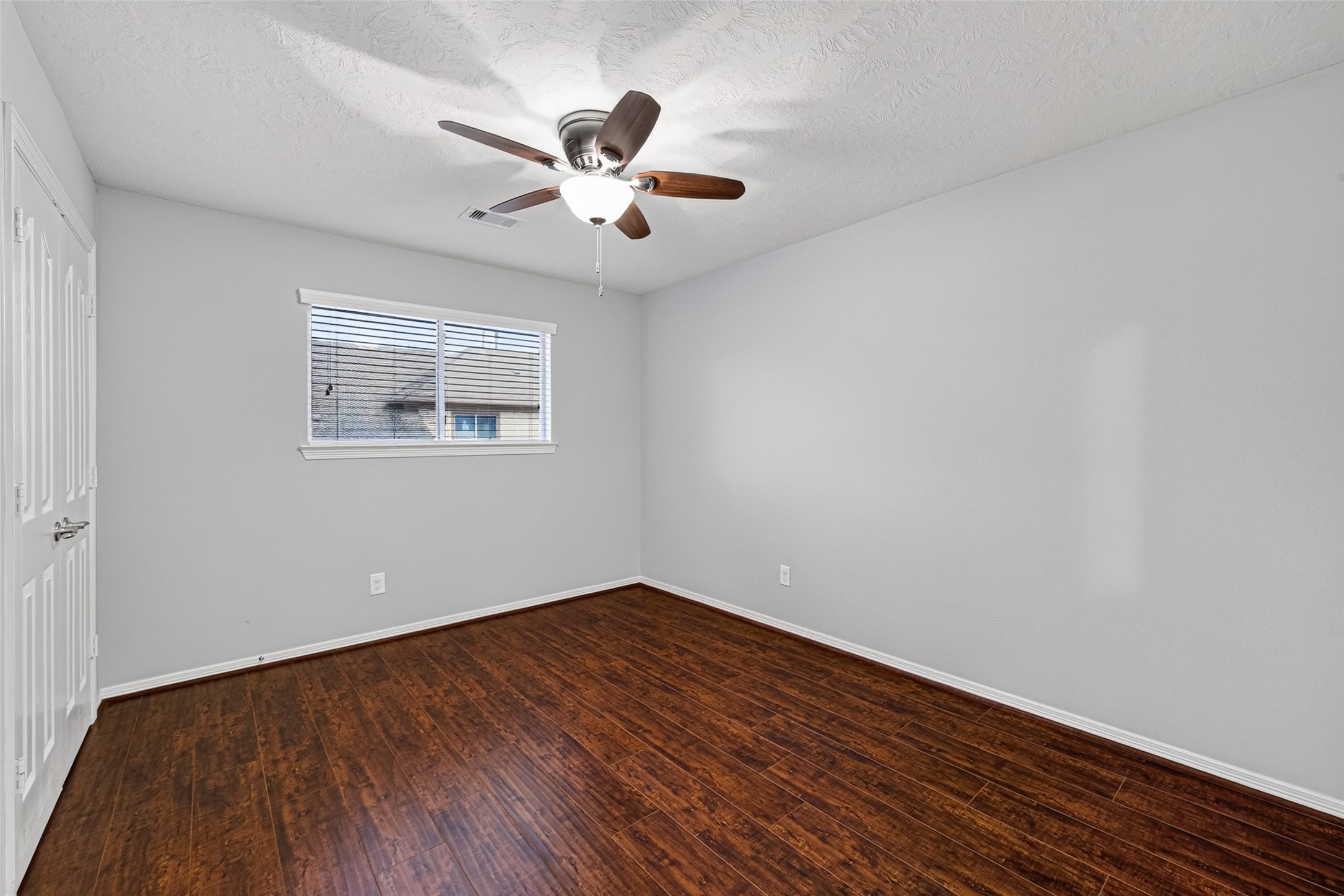 8910 Minola Oaks Drive Property Photo 20