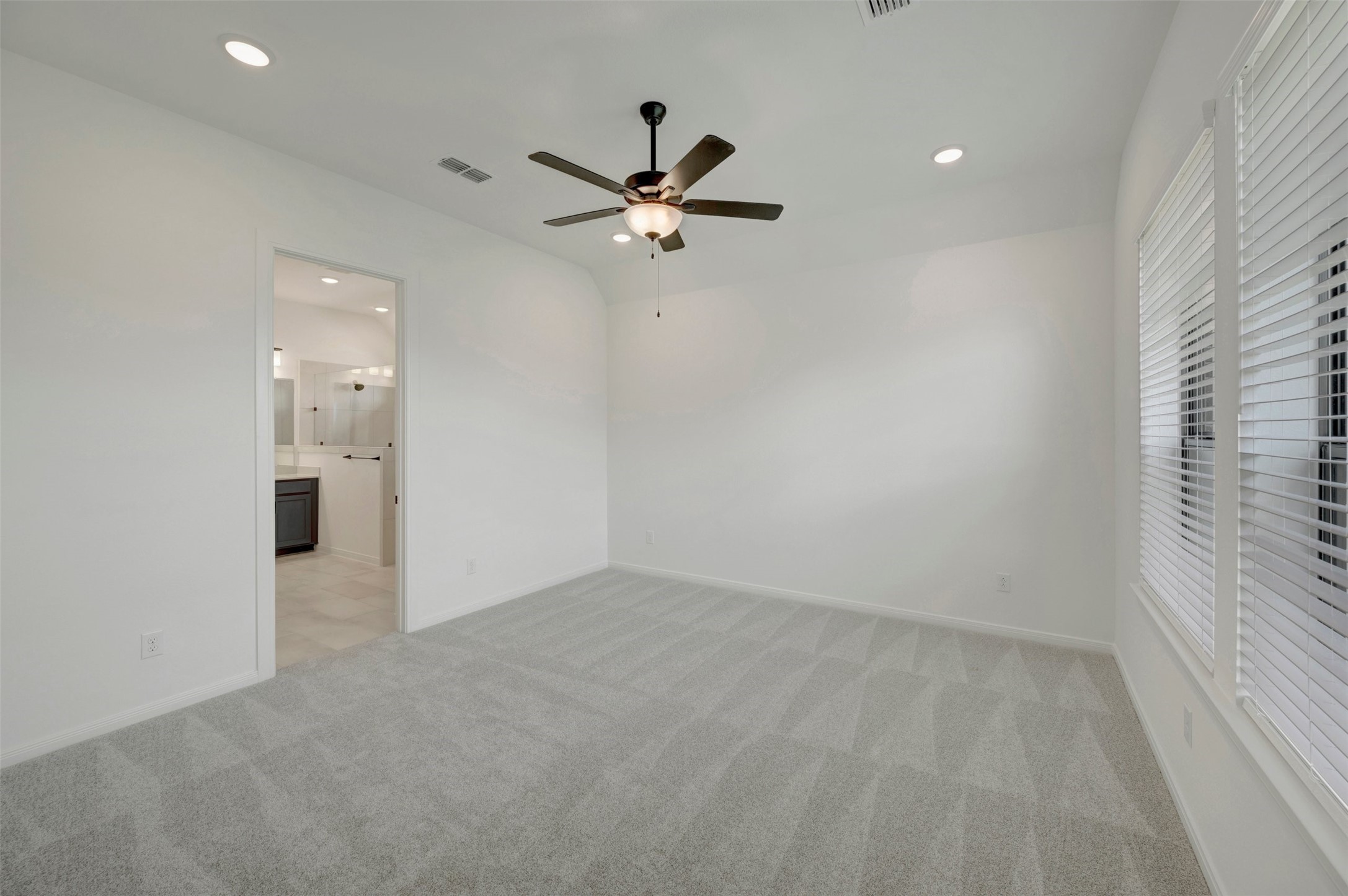4618 Compass Avenue Property Photo 31