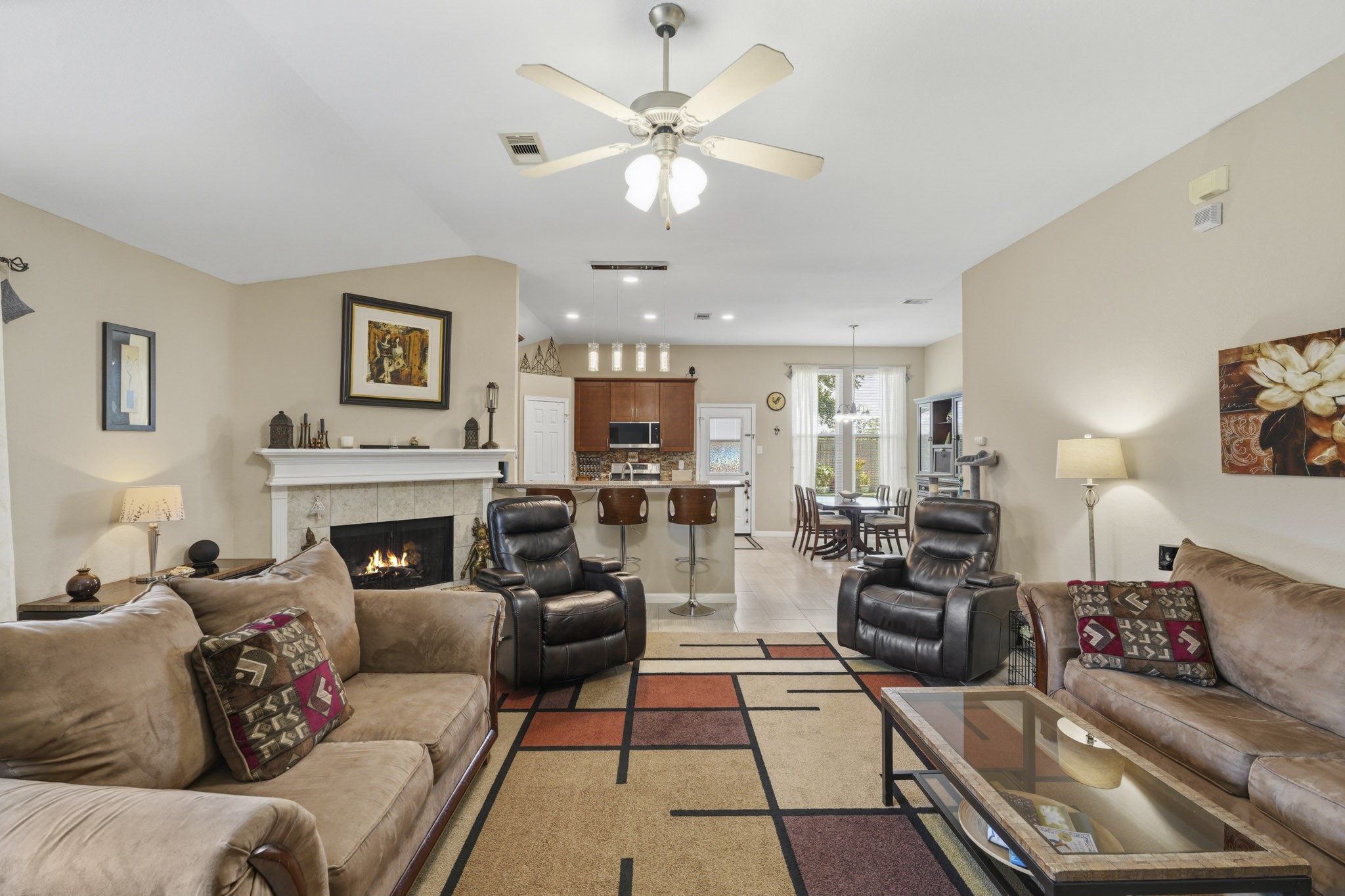 3204 Meadow Bay Lane Property Photo 10