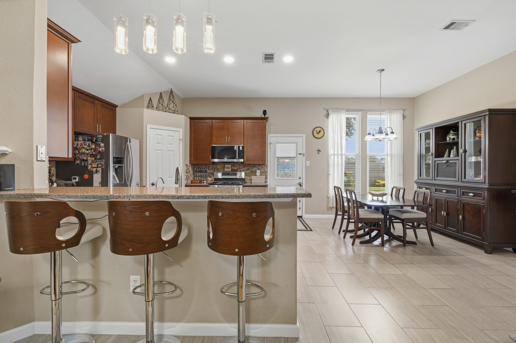 3204 Meadow Bay Lane Property Photo 14