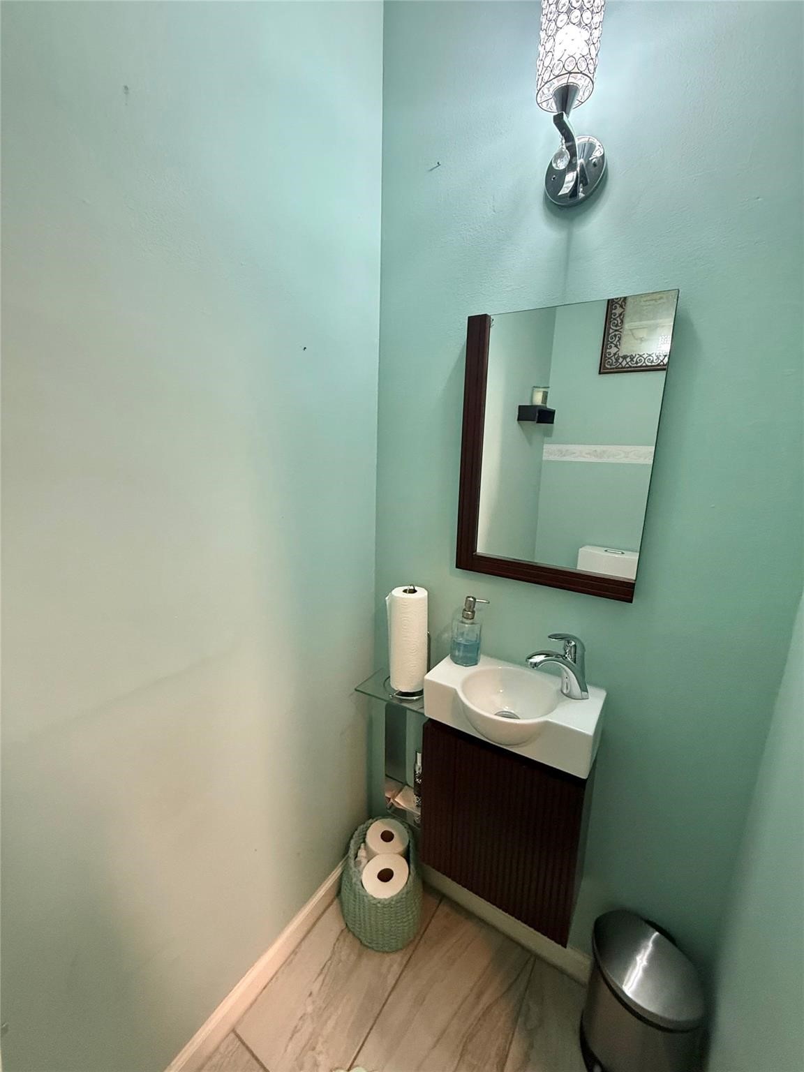 6000 Reims Road 3010 Property Photo 9