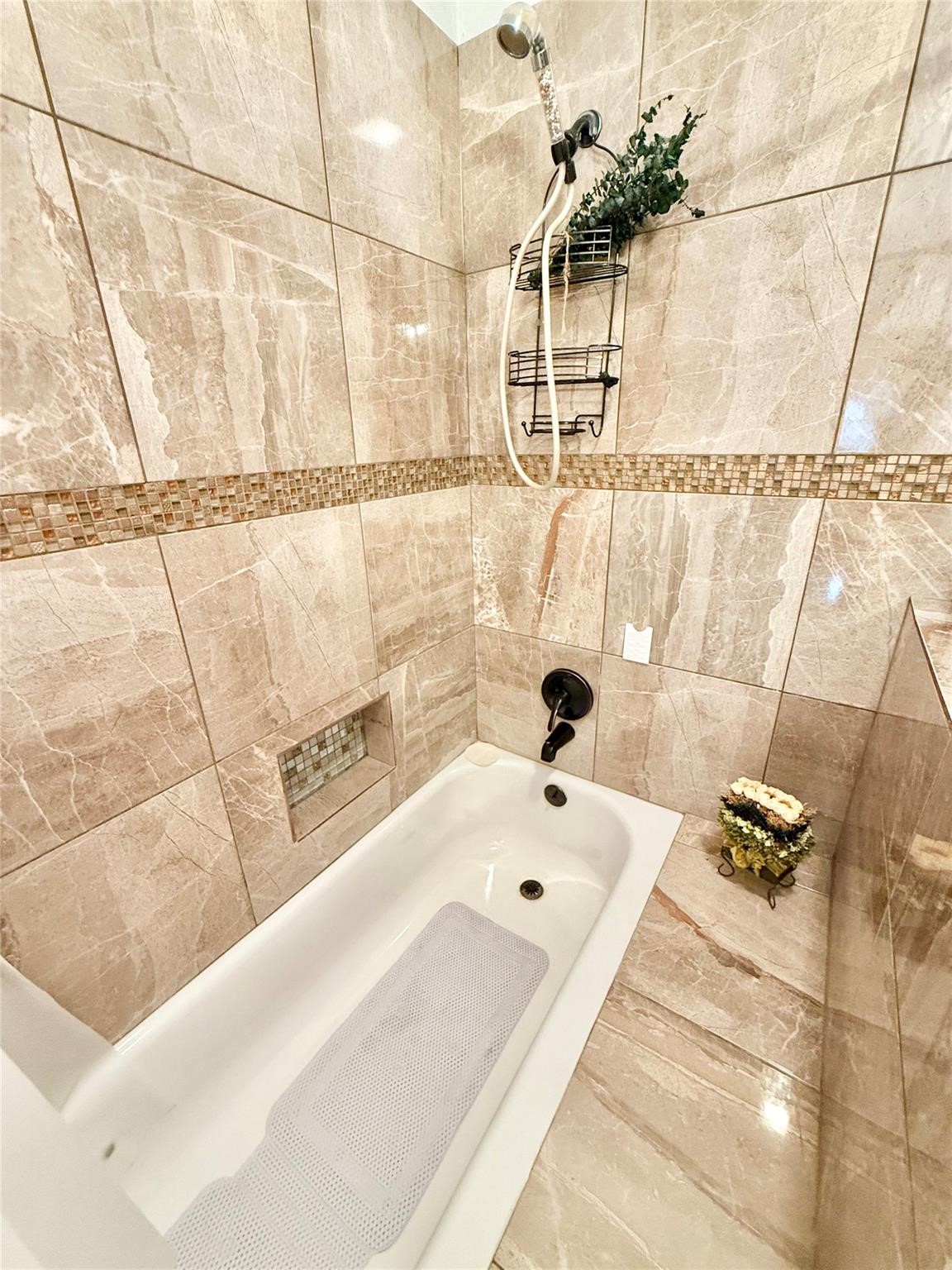 6000 Reims Road 3010 Property Photo 14