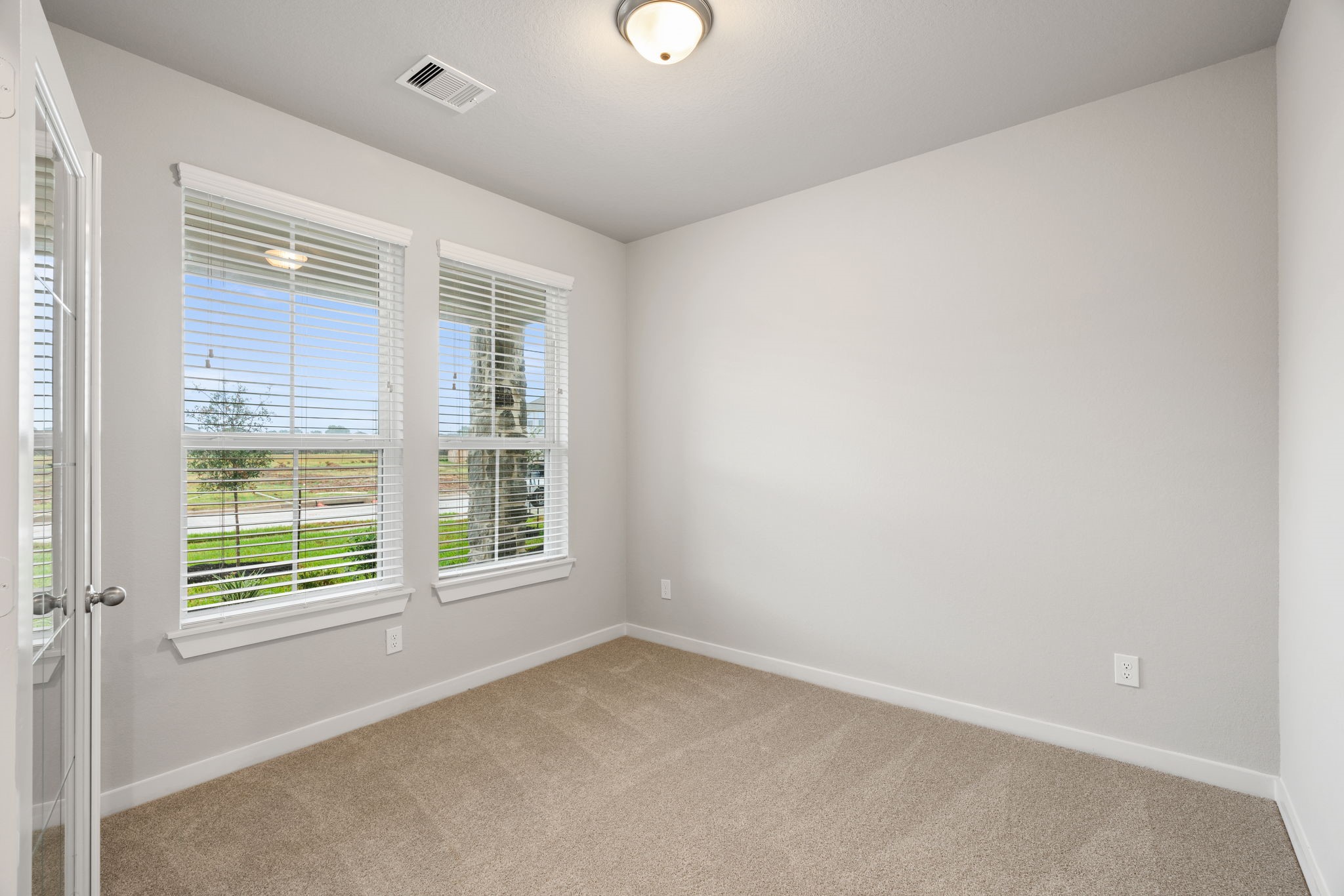 14723 Surfbird Ln Property Photo 3