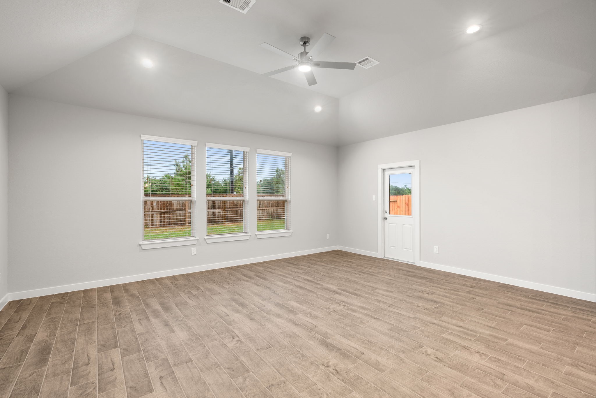 14723 Surfbird Ln Property Photo 12