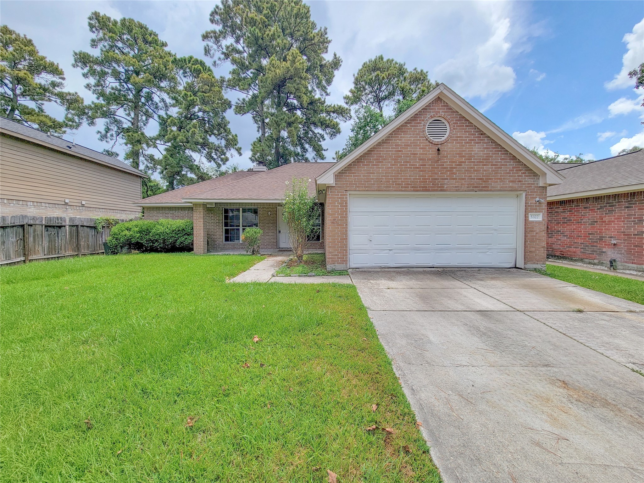 5322 Rivergate Drive Property Photo 1