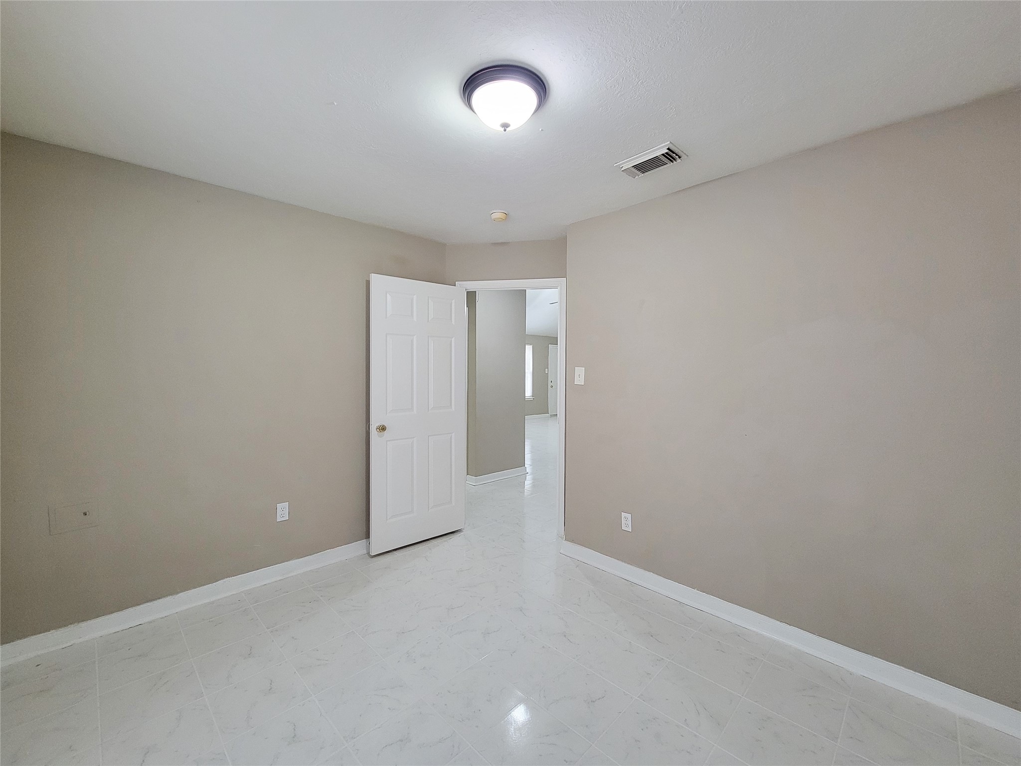 5322 Rivergate Drive Property Photo 17