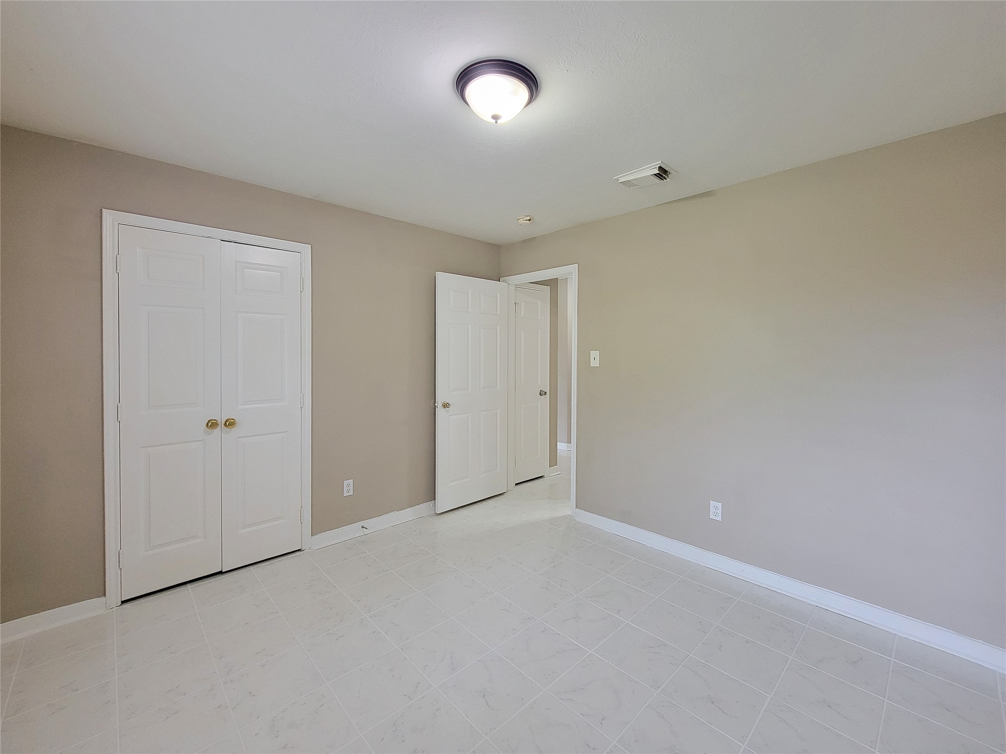 5322 Rivergate Drive Property Photo 20
