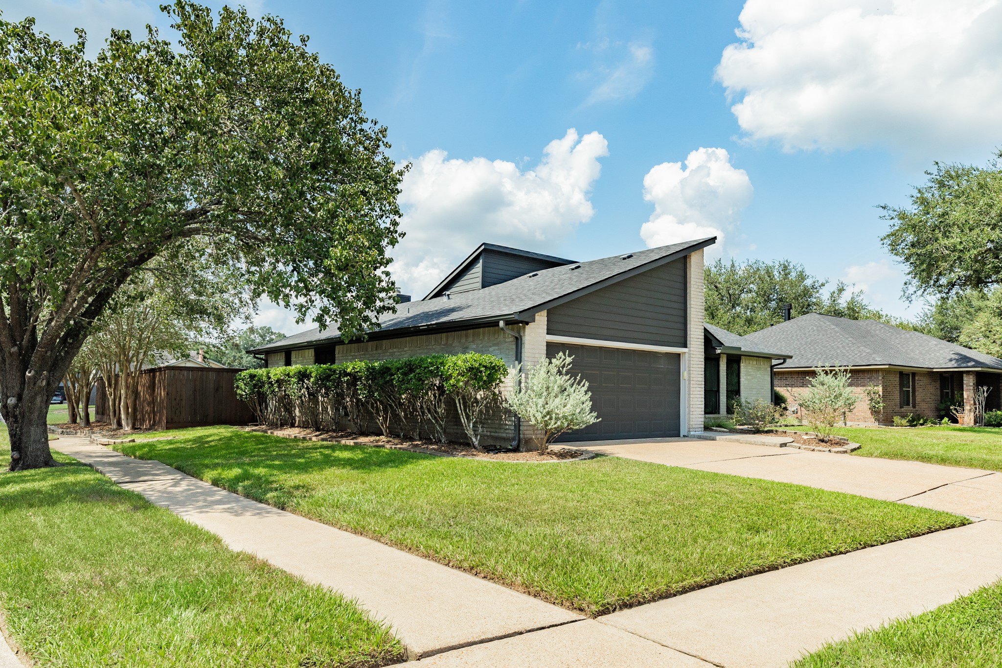 9 Sarita Court Property Photo 2