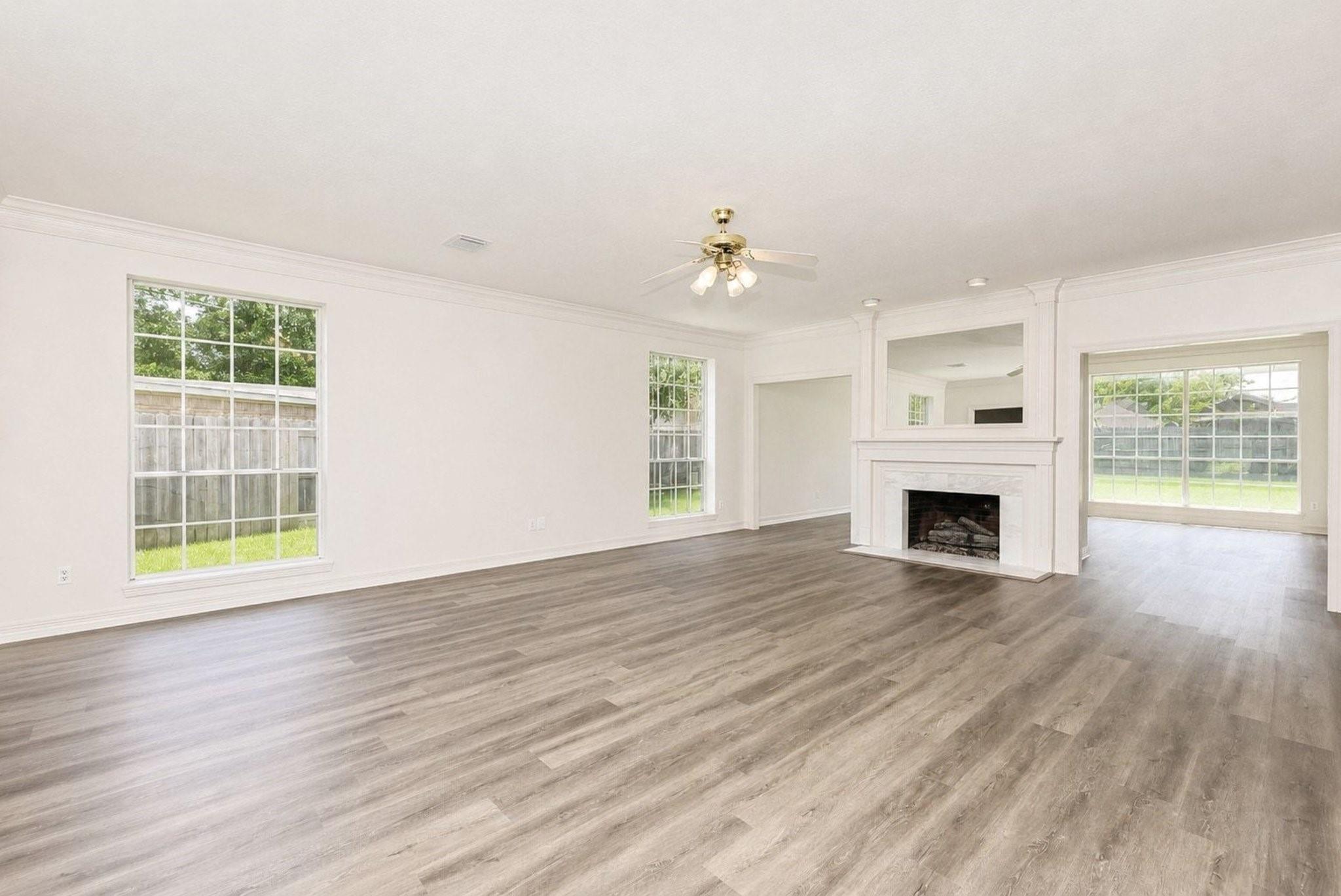 11102 Brook Mill Court, Houston Tx 77065 Property Photo 8