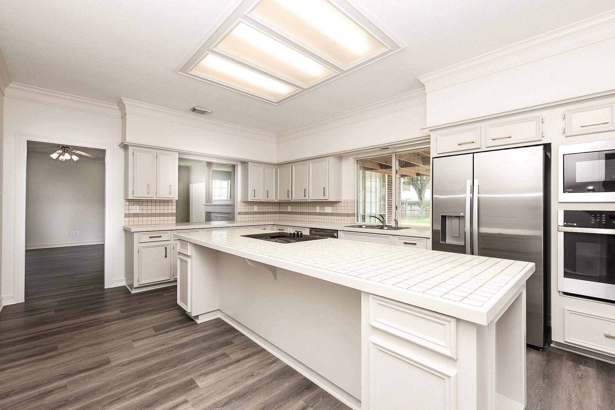 11102 Brook Mill Court, Houston Tx 77065 Property Photo 10