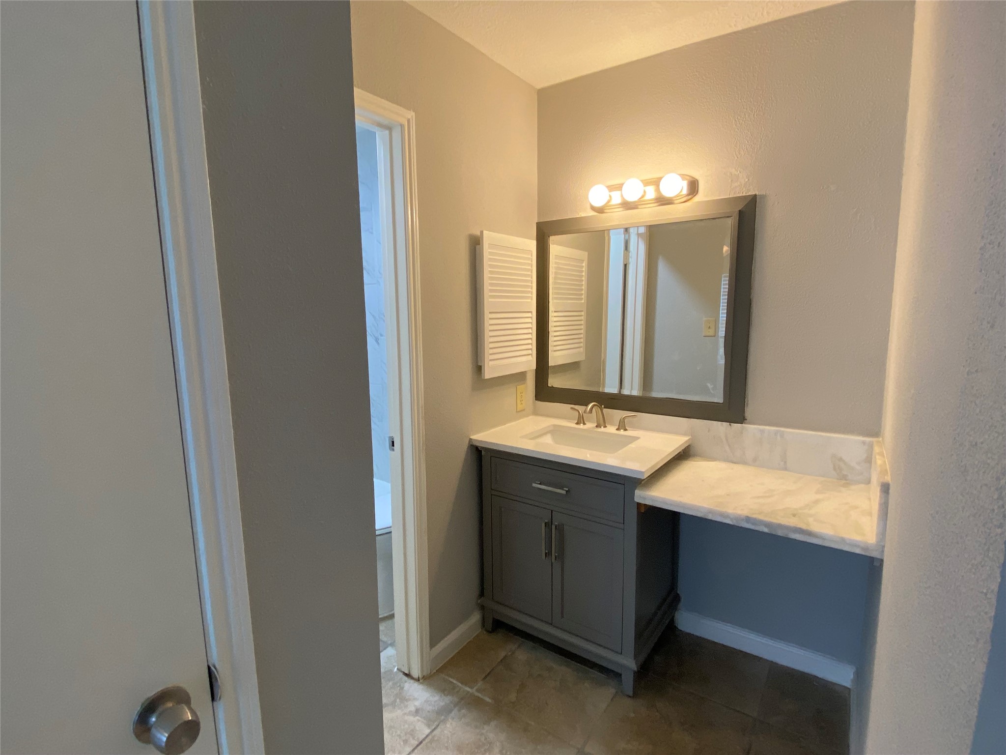 10946 Bexley Drive 946 Property Photo 7