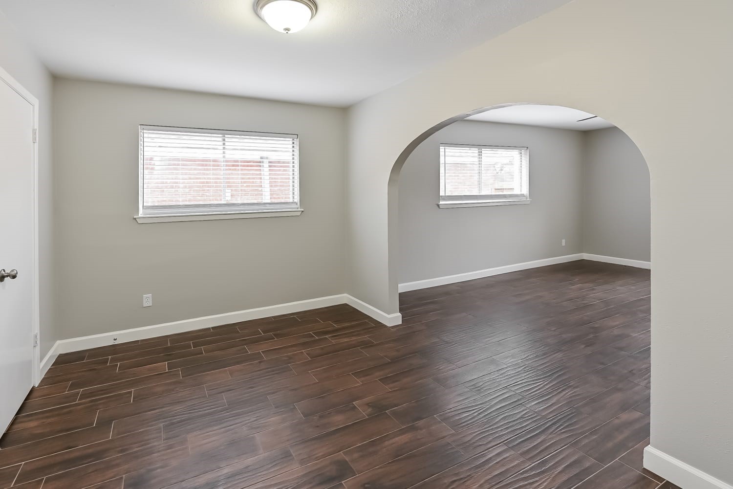 11122 Kirwin Lane Property Photo 2