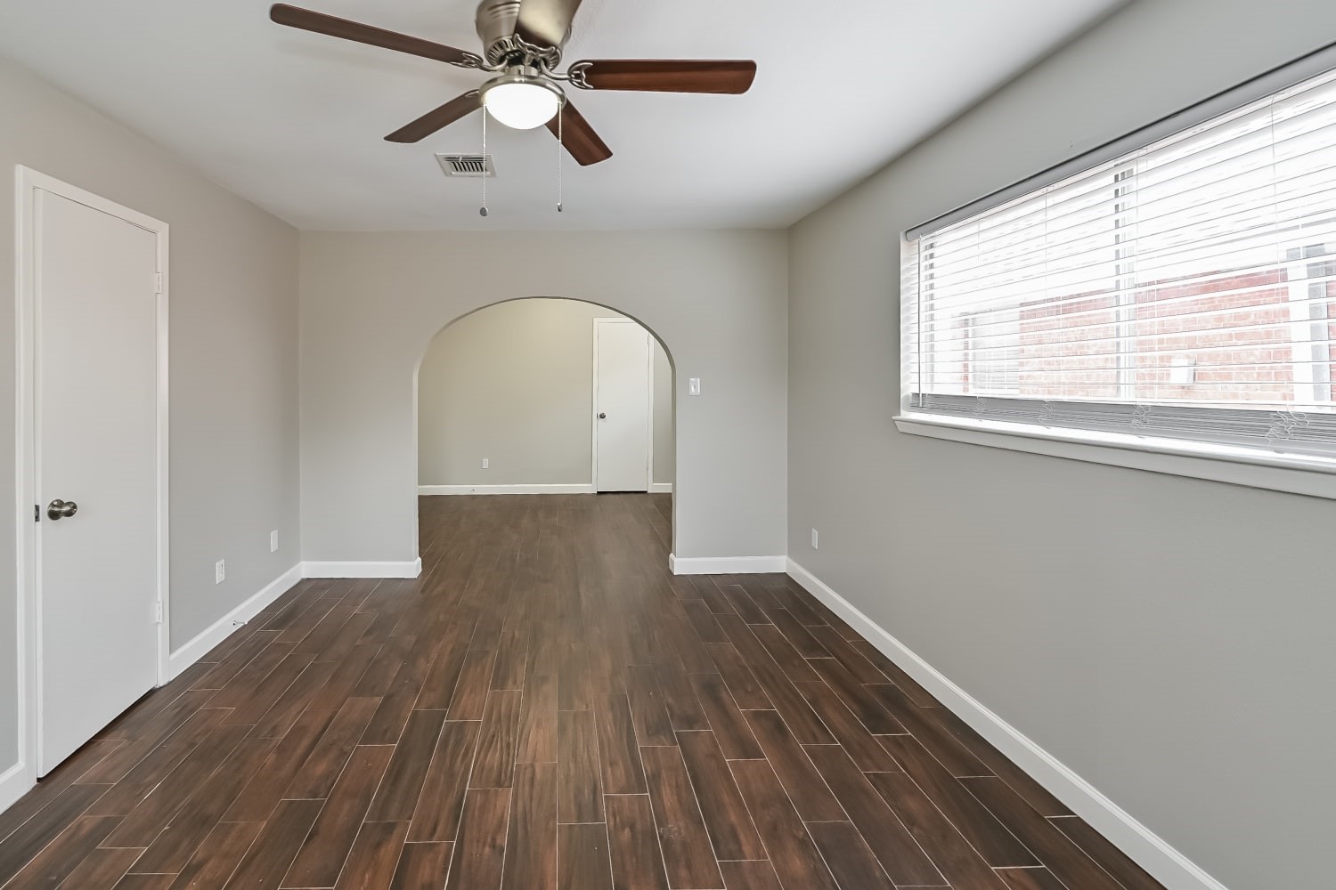 11122 Kirwin Lane Property Photo 3