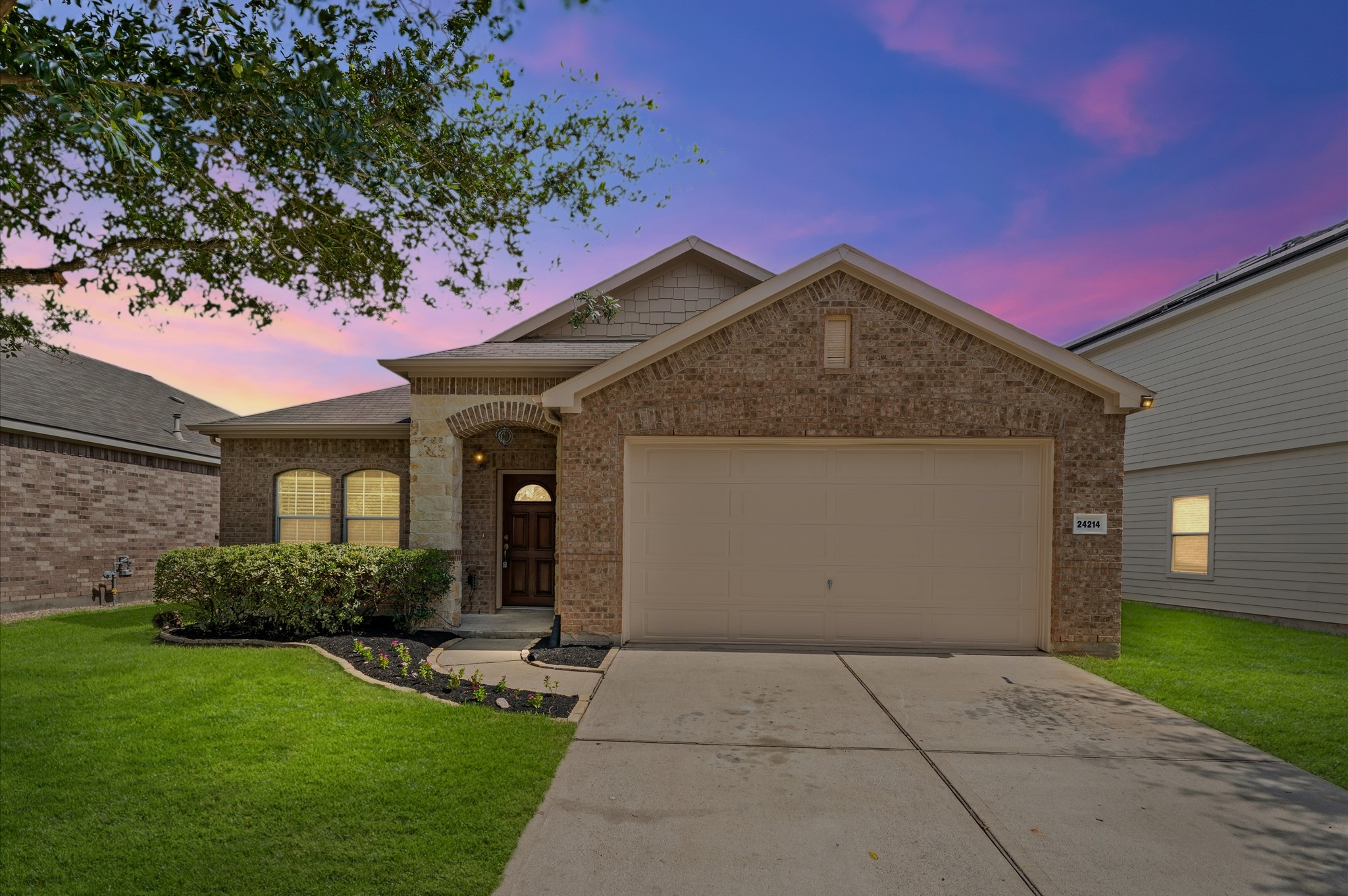 24214 Cornell Park Lane Property Photo