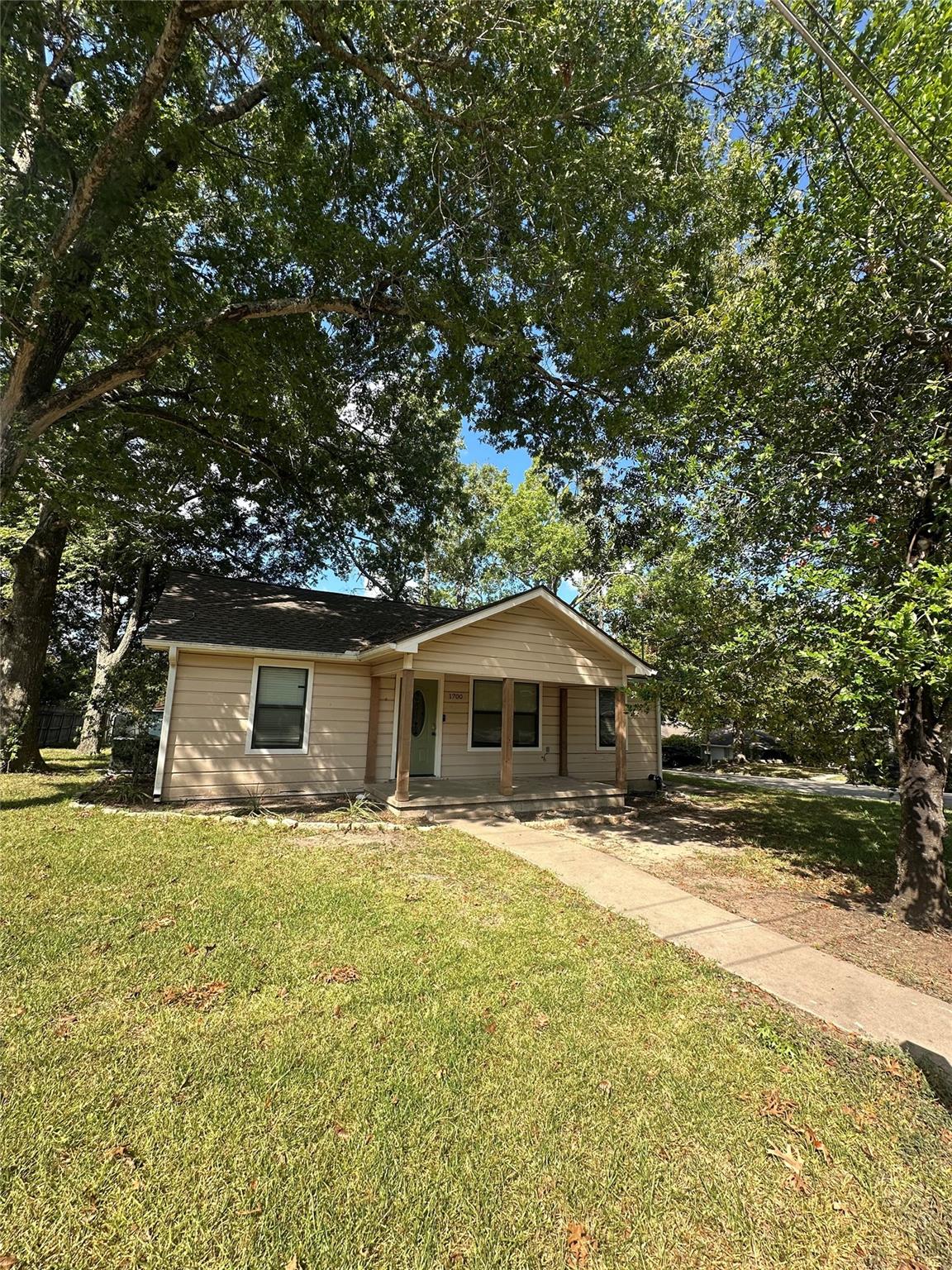 1700 Franklin Street, Brenham TX 77833 Property Photo 1