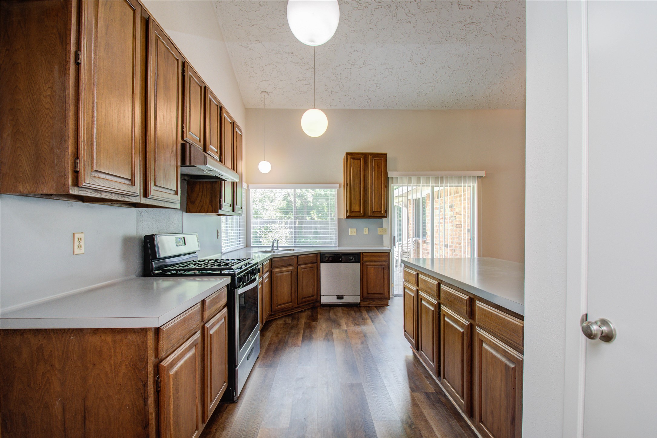 13510 N Peachfield Circle Property Photo 12