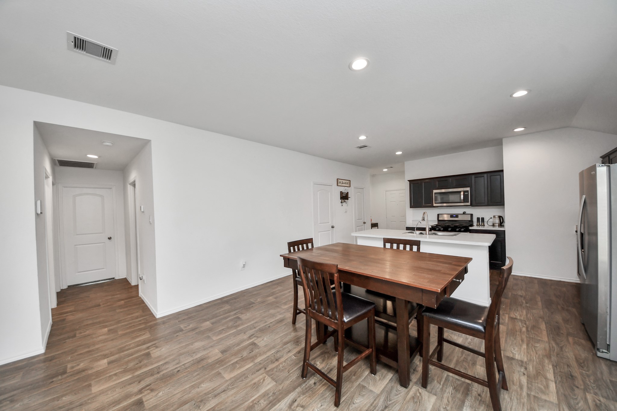 5318 Shady Olive Street Property Photo 11