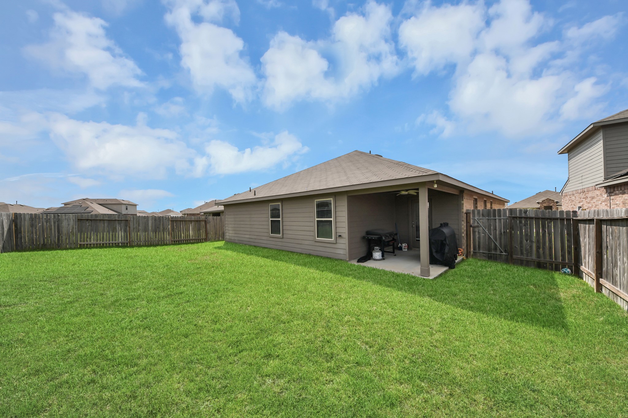 5318 Shady Olive Street Property Photo 39