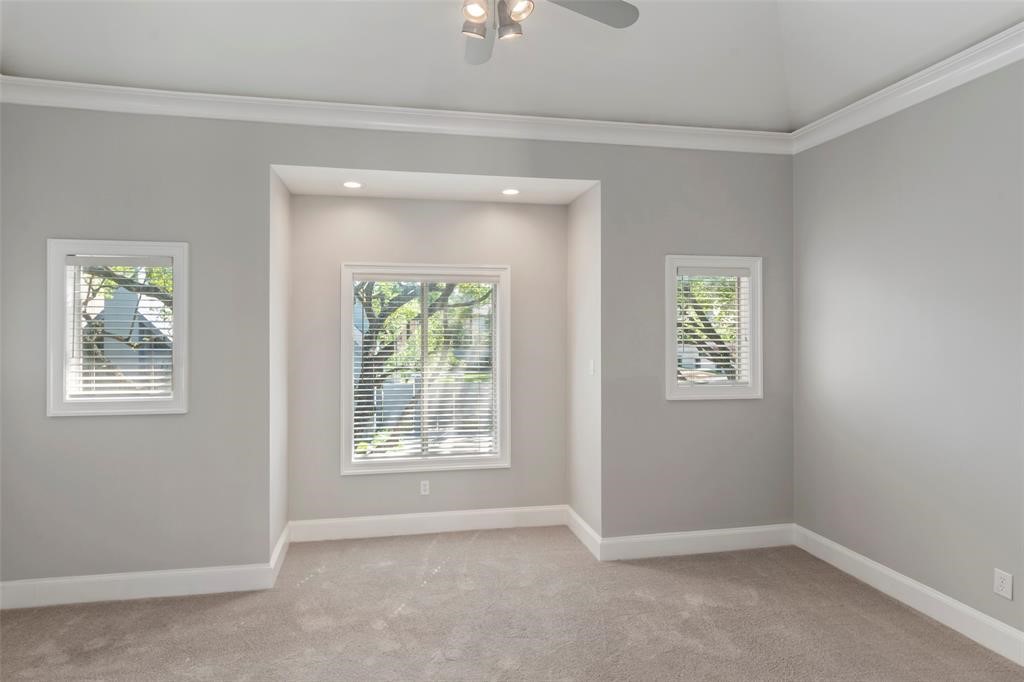 3106 Sackett Street Property Photo 22