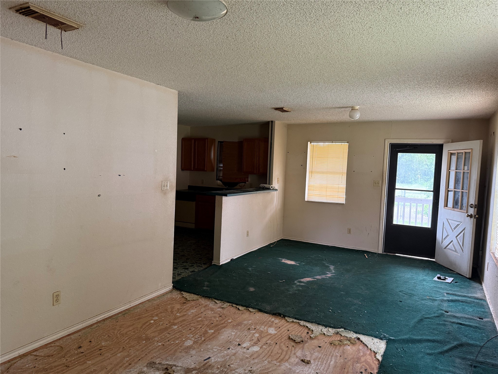 304 Moutray Avenue Property Photo 5