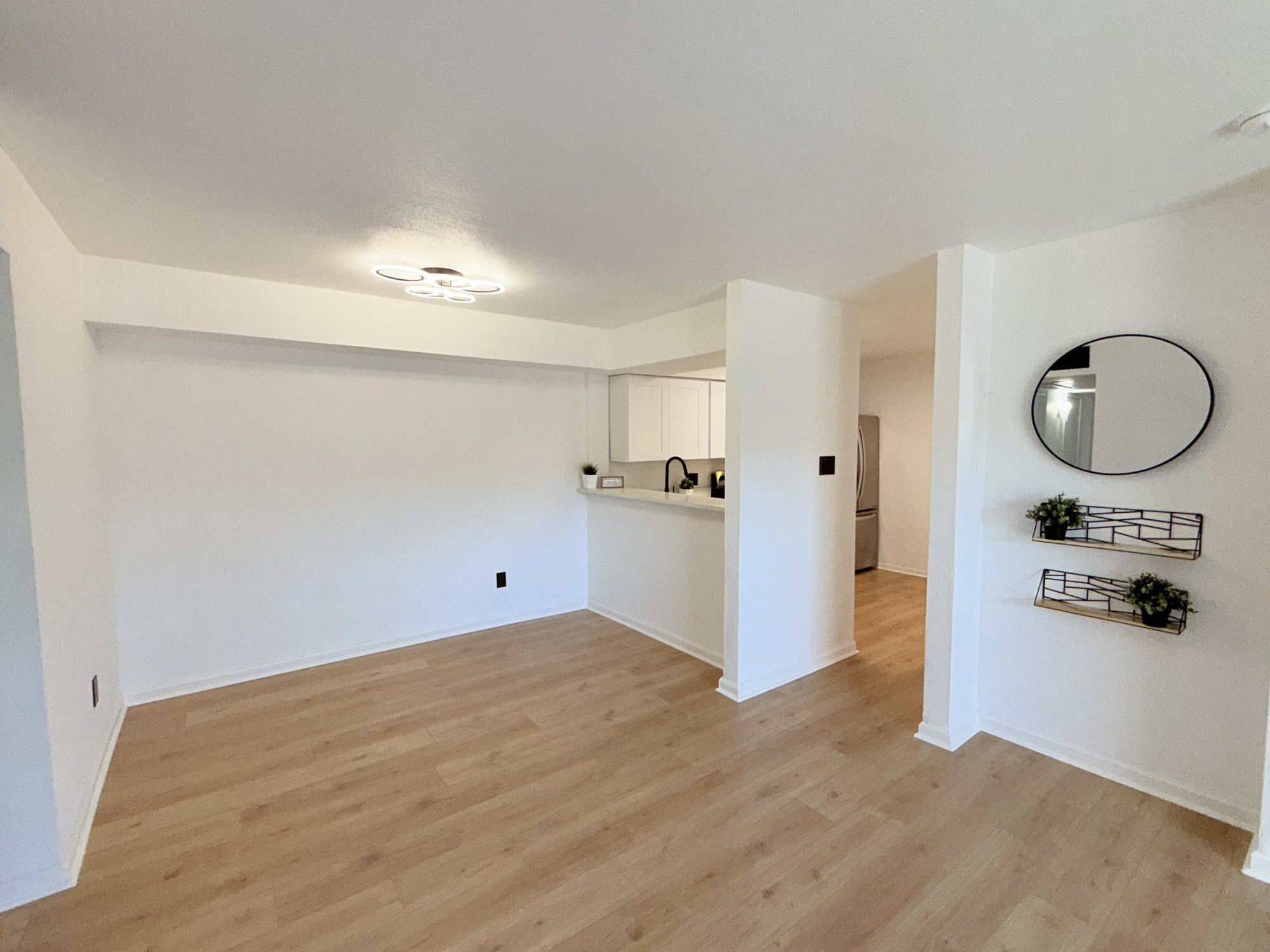 9090 S Braeswood Boulevard 115 Property Photo 3