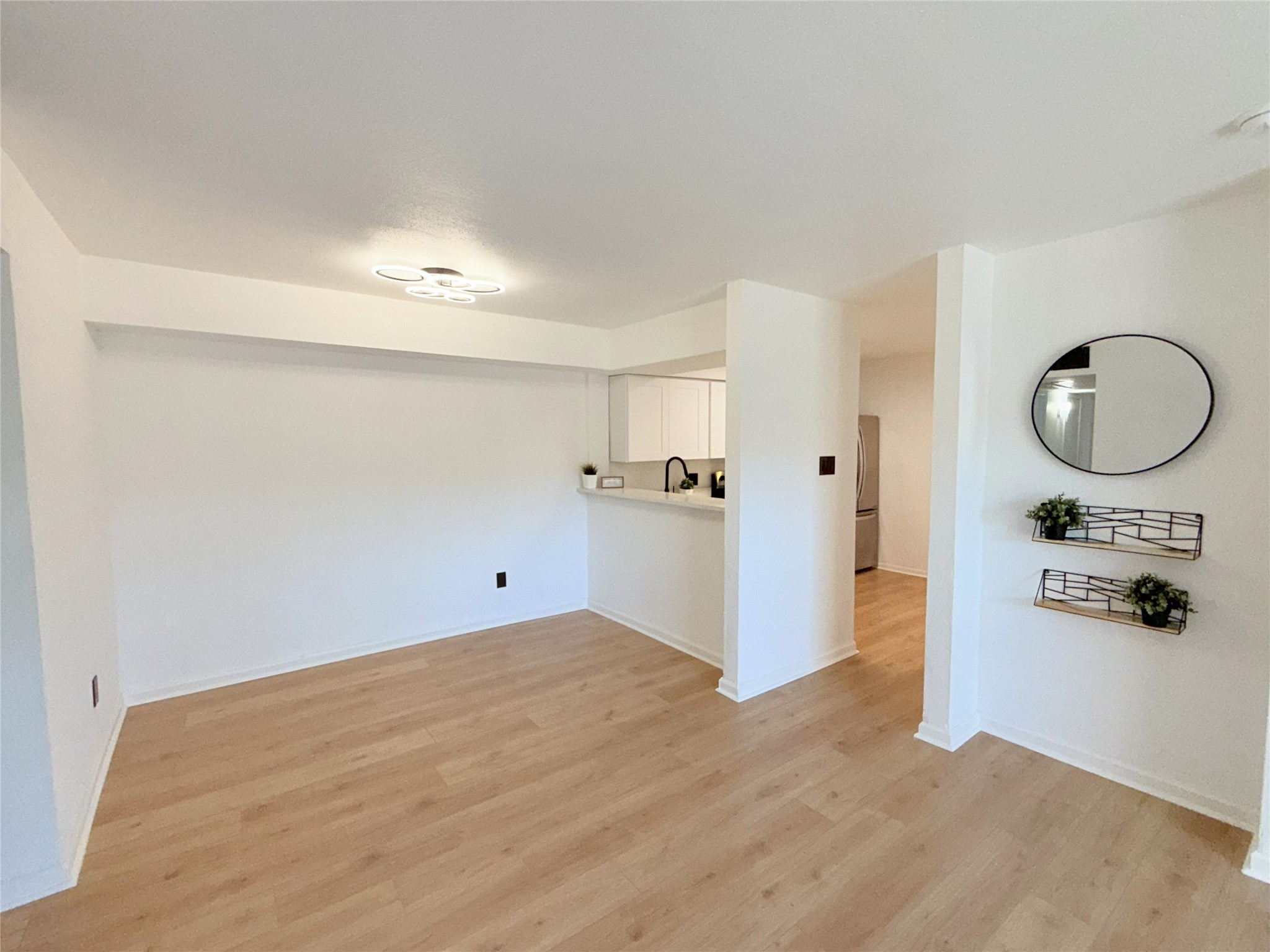 9090 S Braeswood Boulevard 115 Property Photo 4