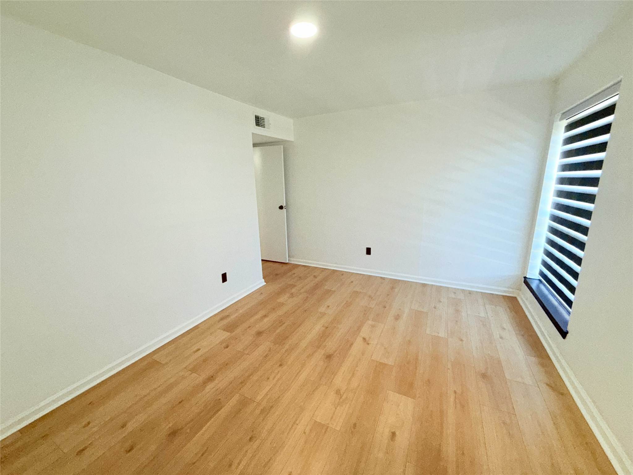 9090 S Braeswood Boulevard 115 Property Photo 9
