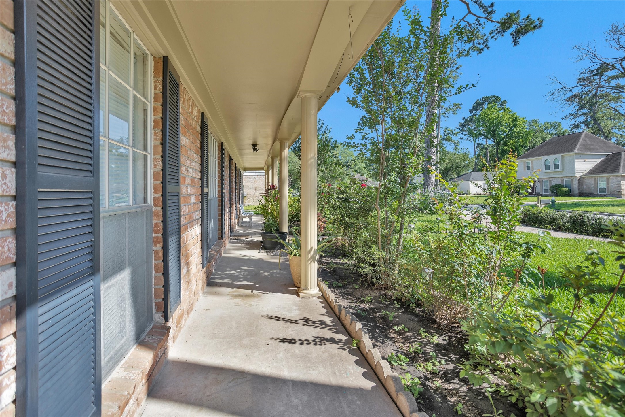 15010 Falling Creek Drive Property Photo 6