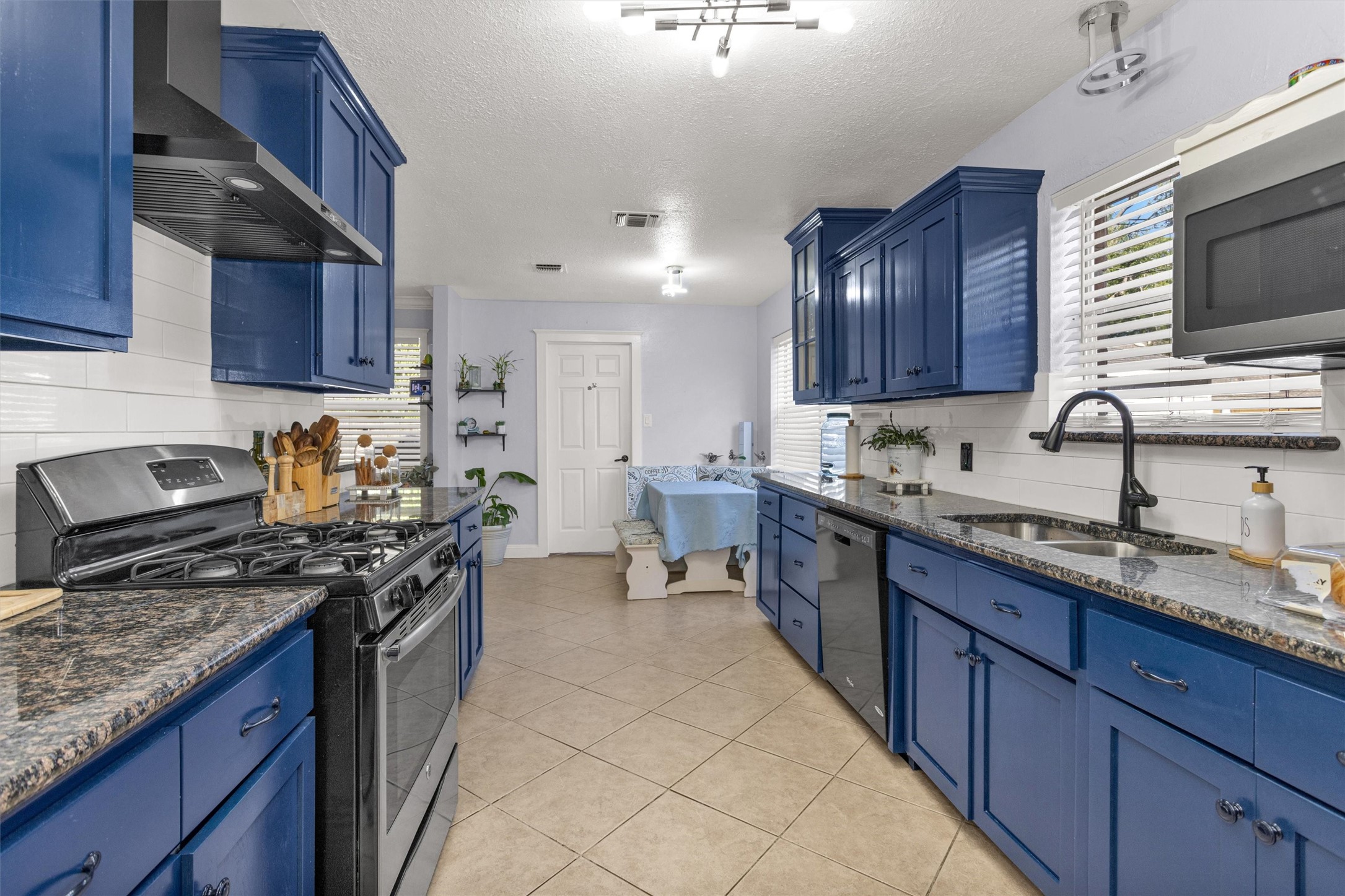 15010 Falling Creek Drive Property Photo 21