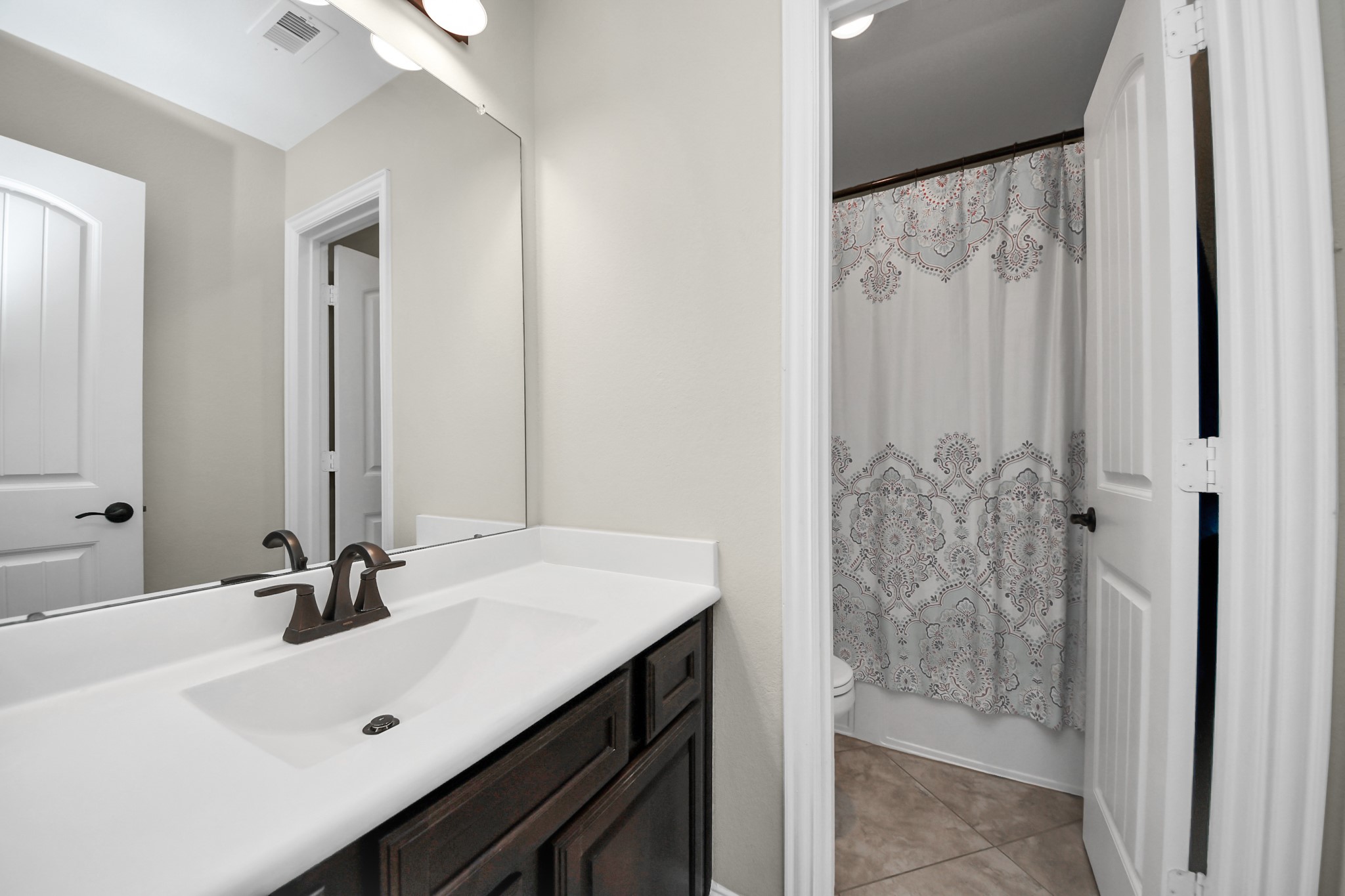 18514 Hope Mill Court Property Photo 34