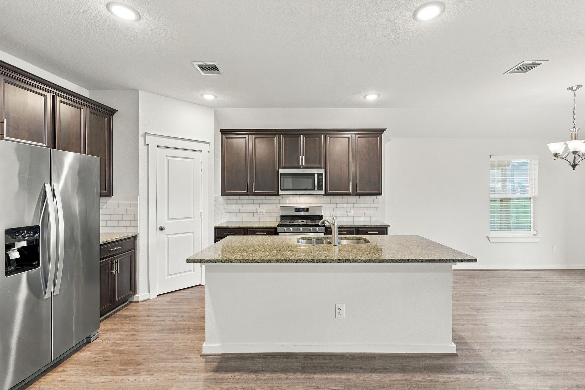 12408 Southern Trail Court Property Photo 24