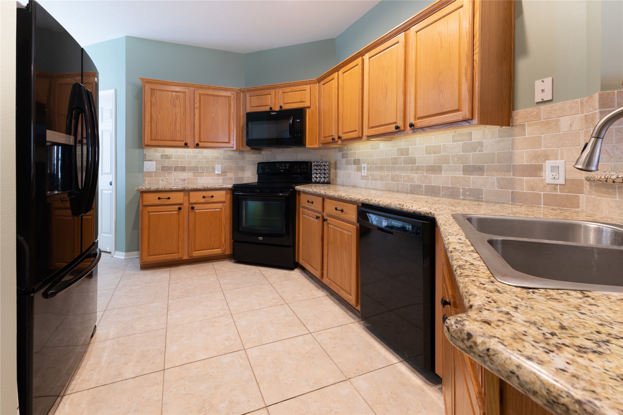 20602 White Berry Court Property Photo 7