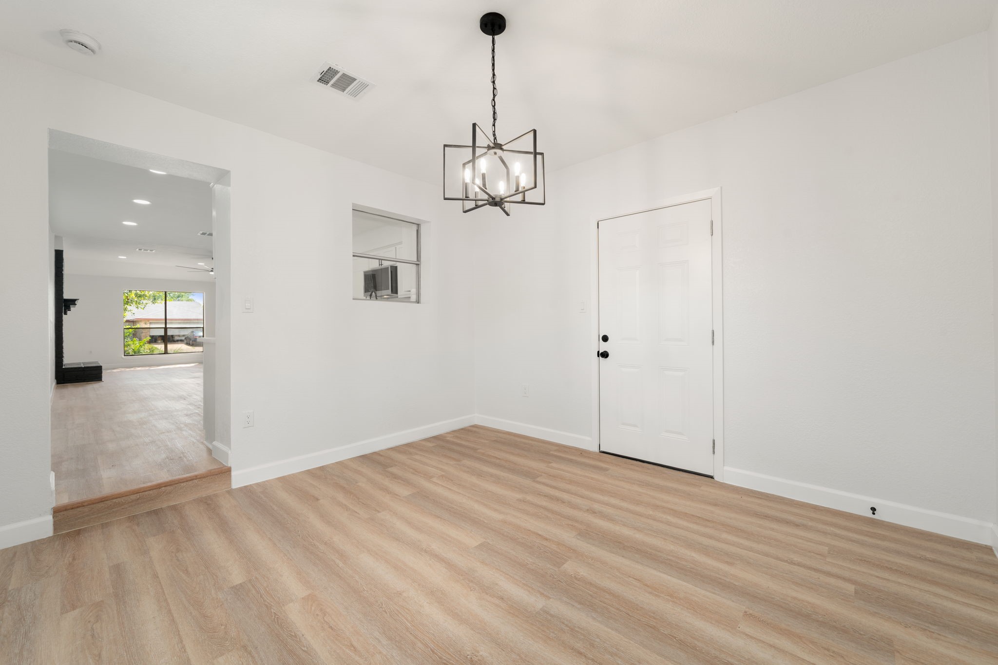 6614 Villarreal Drive Property Photo 9