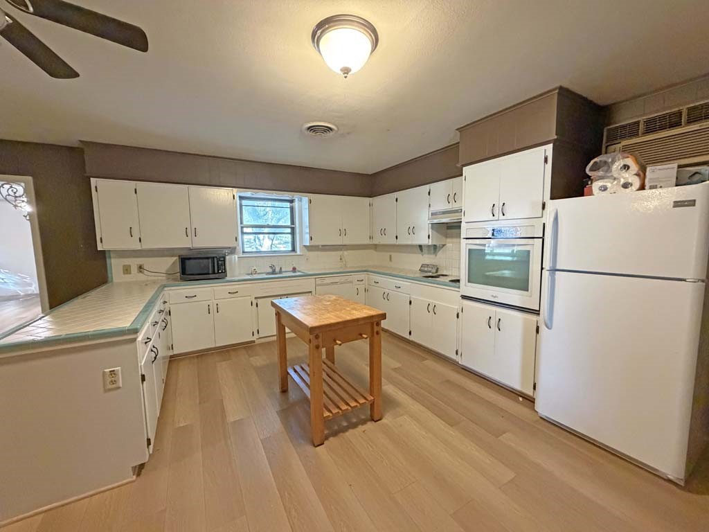 315 N Judson Street Property Photo 5
