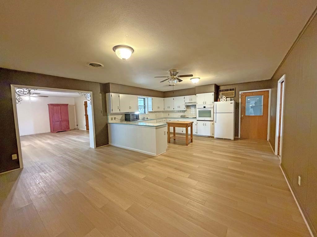 315 N Judson Street Property Photo 6