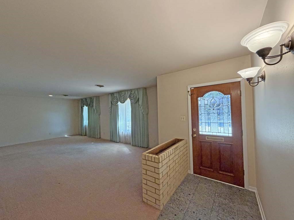 315 N Judson Street Property Photo 15