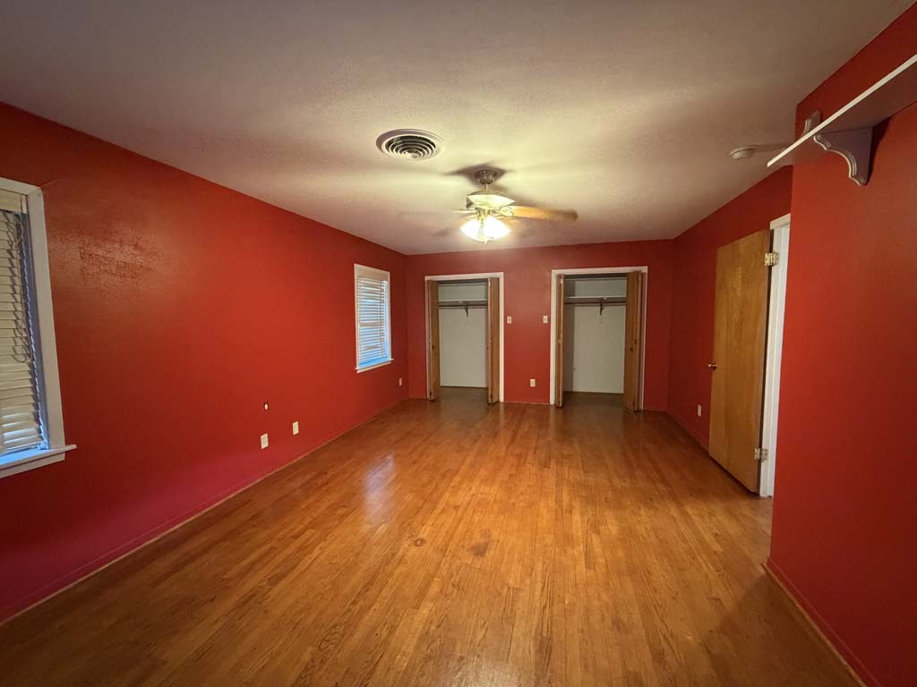 315 N Judson Street Property Photo 19