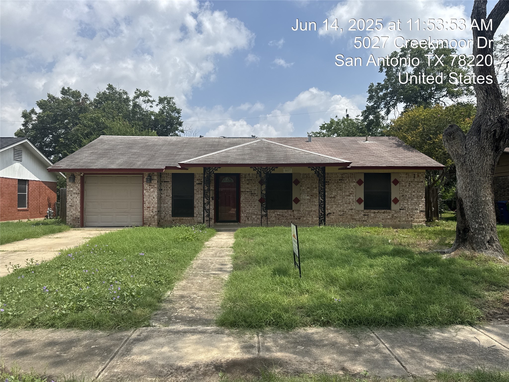 5027 Creekmoor Property Photo 1