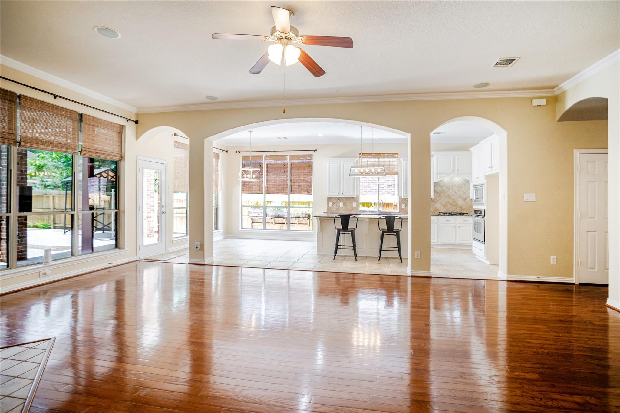 11910 Lake Mead Lane Property Photo 14