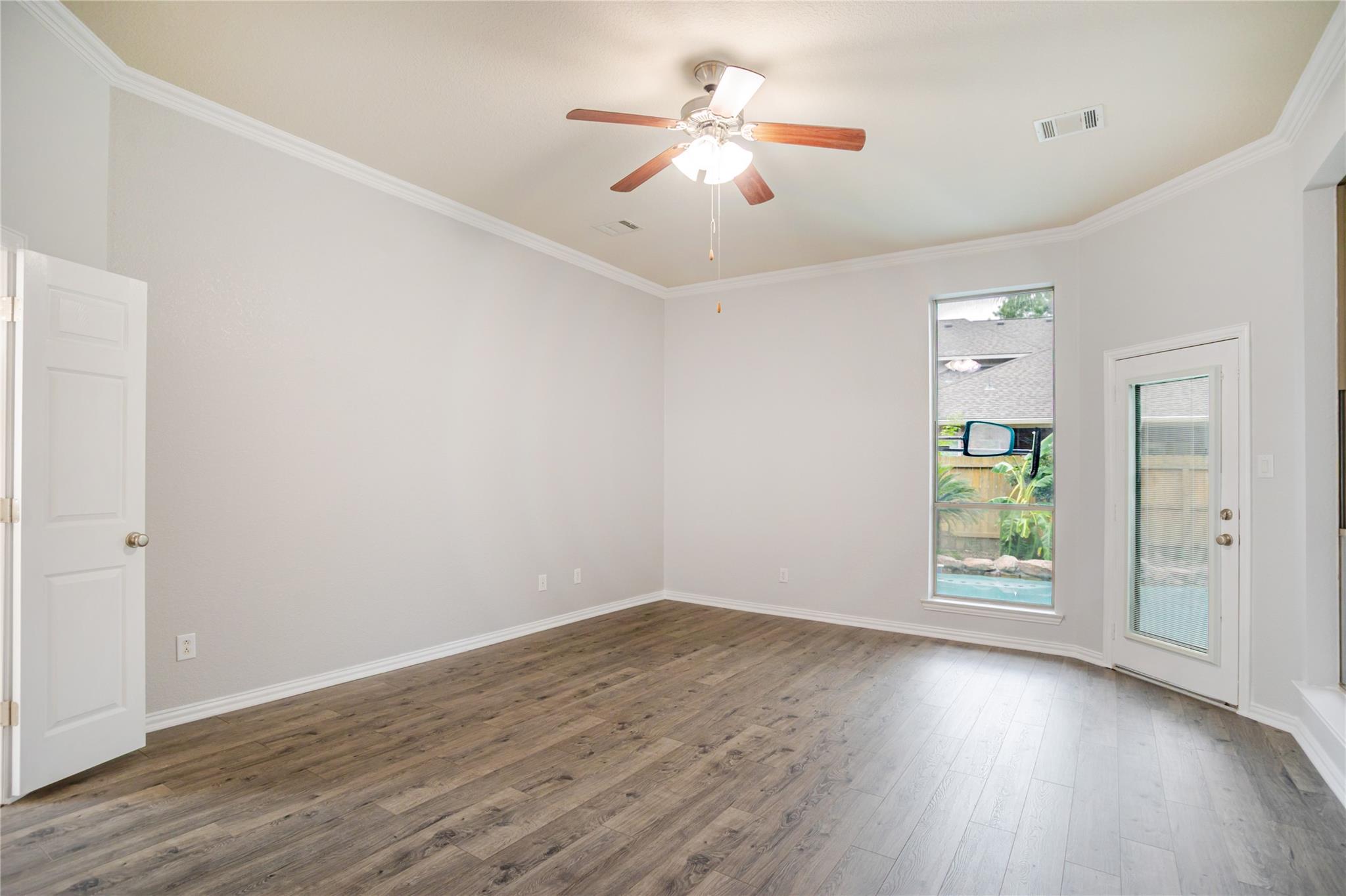 11910 Lake Mead Lane Property Photo 23