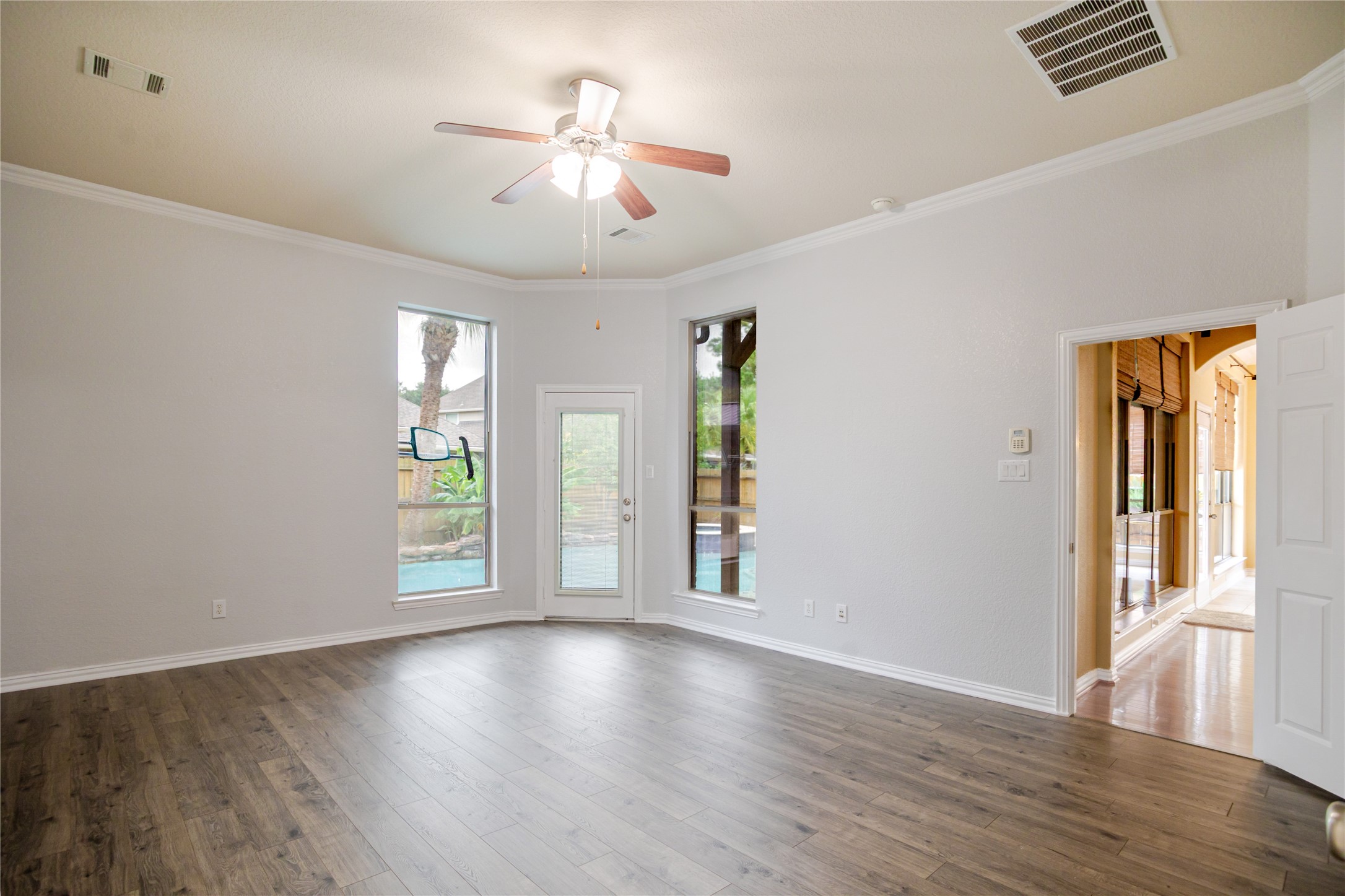 11910 Lake Mead Lane Property Photo 25