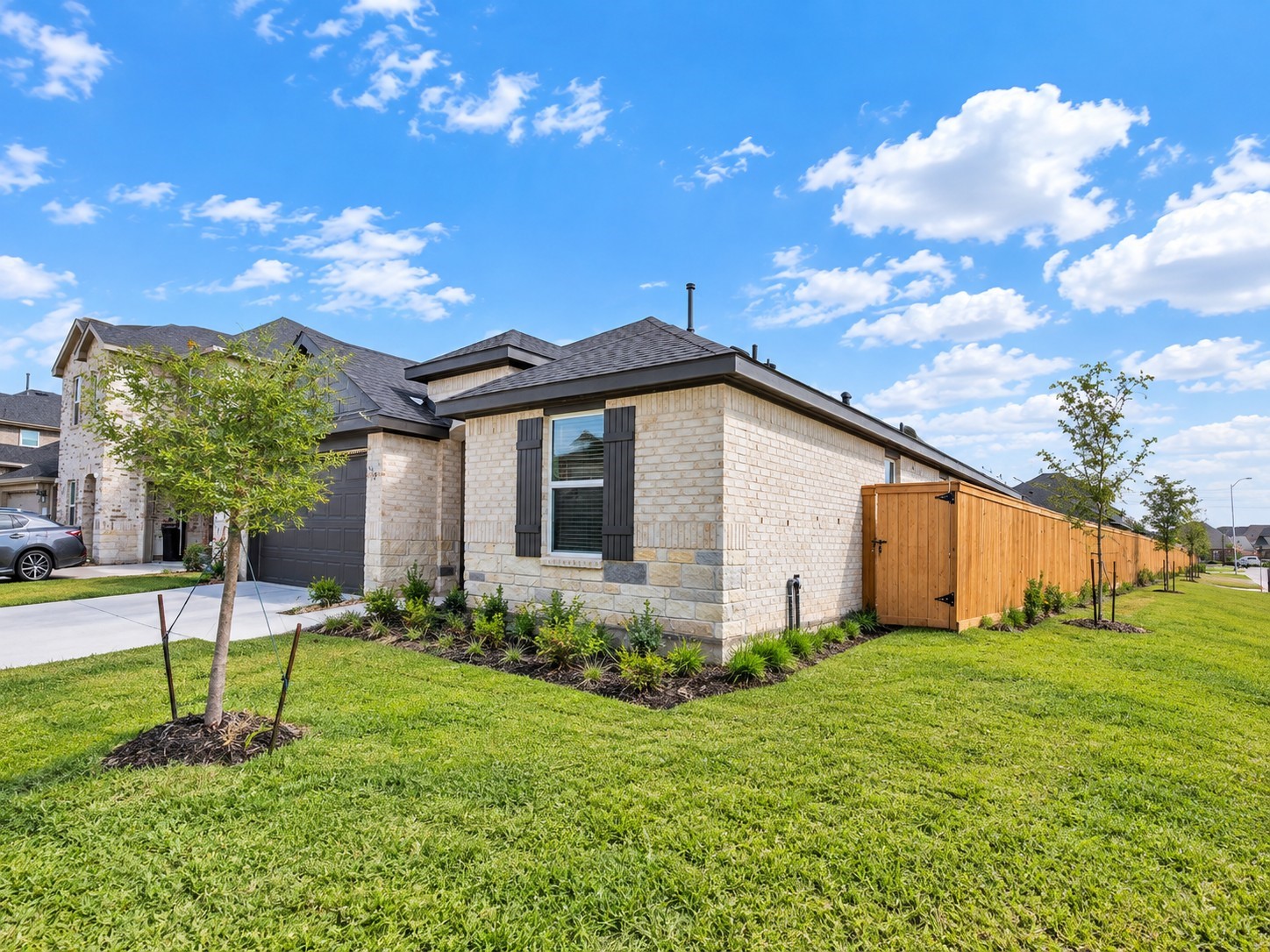 27531 Hudson Sands Lane Property Photo 2