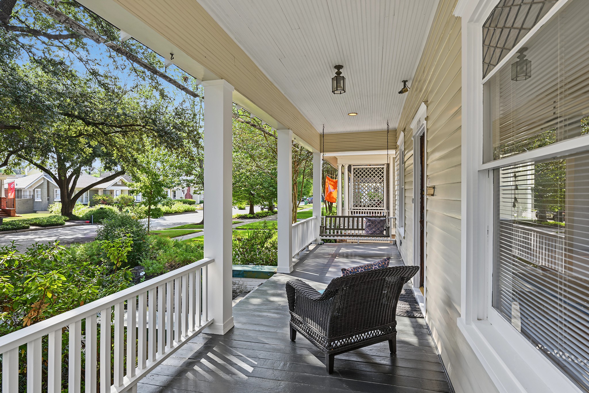 1335 Harvard Street Property Photo 2