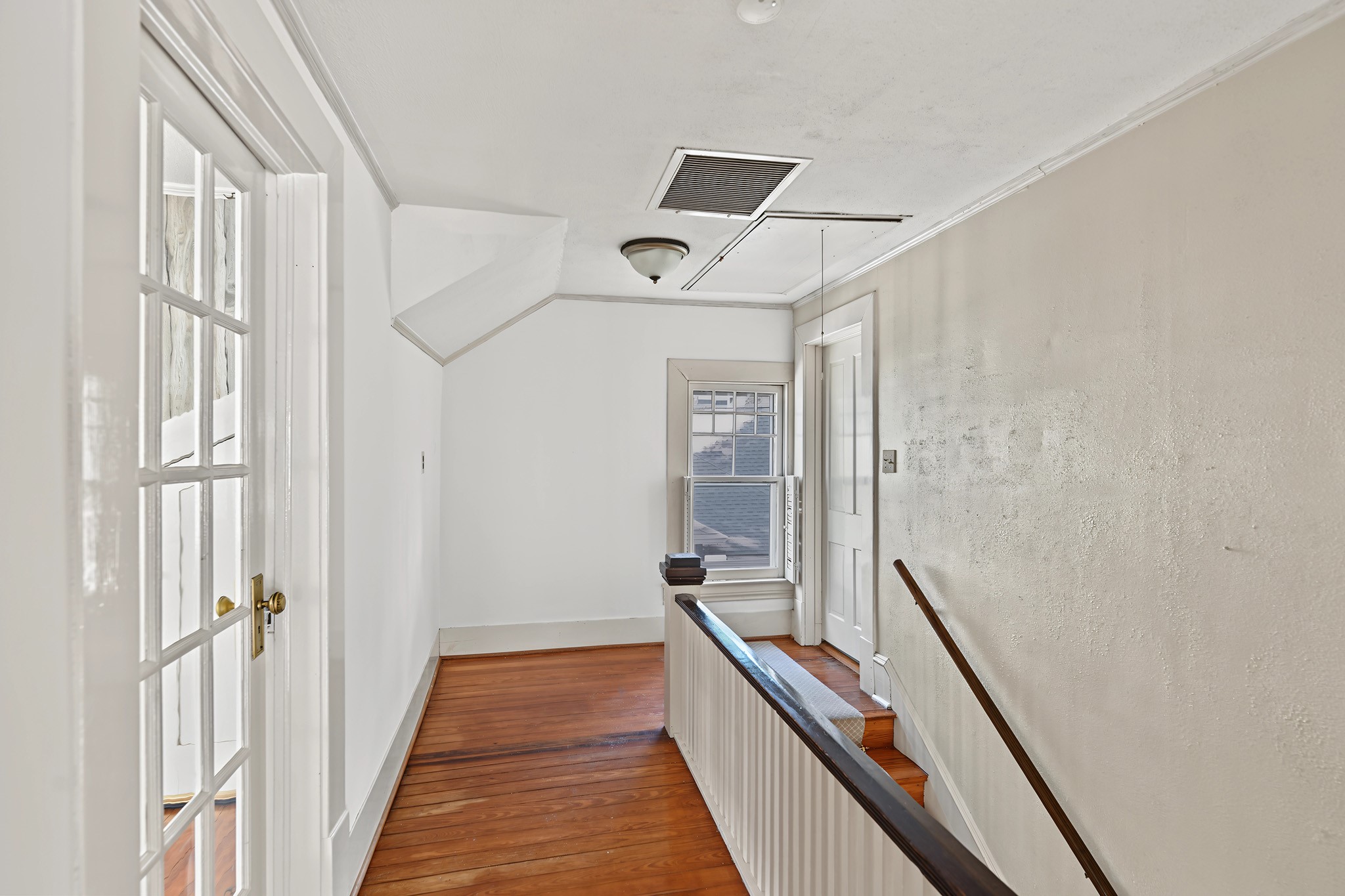 1335 Harvard Street Property Photo 12