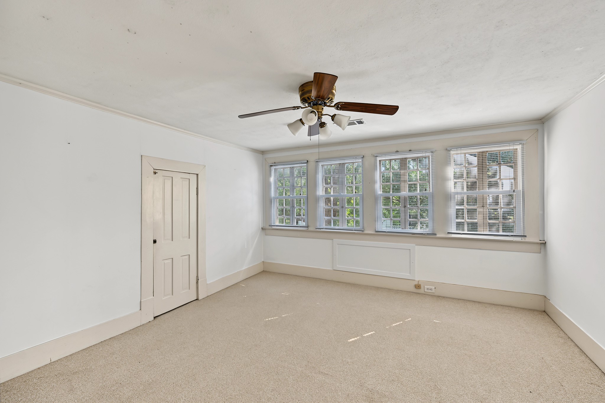 1335 Harvard Street Property Photo 19