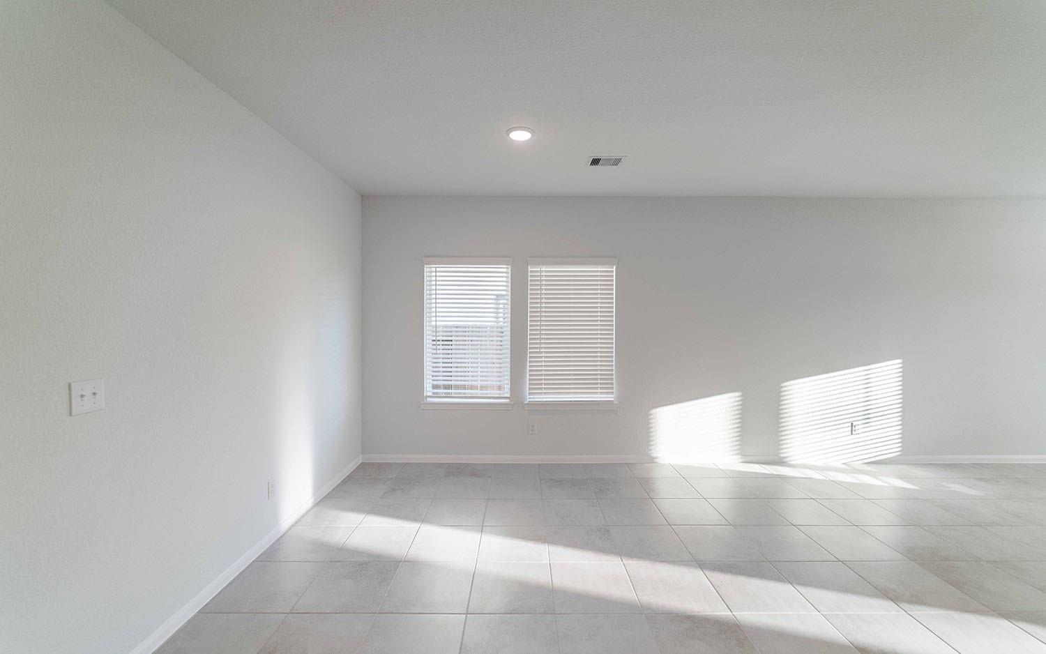 10633 Altitude Way Property Photo 2