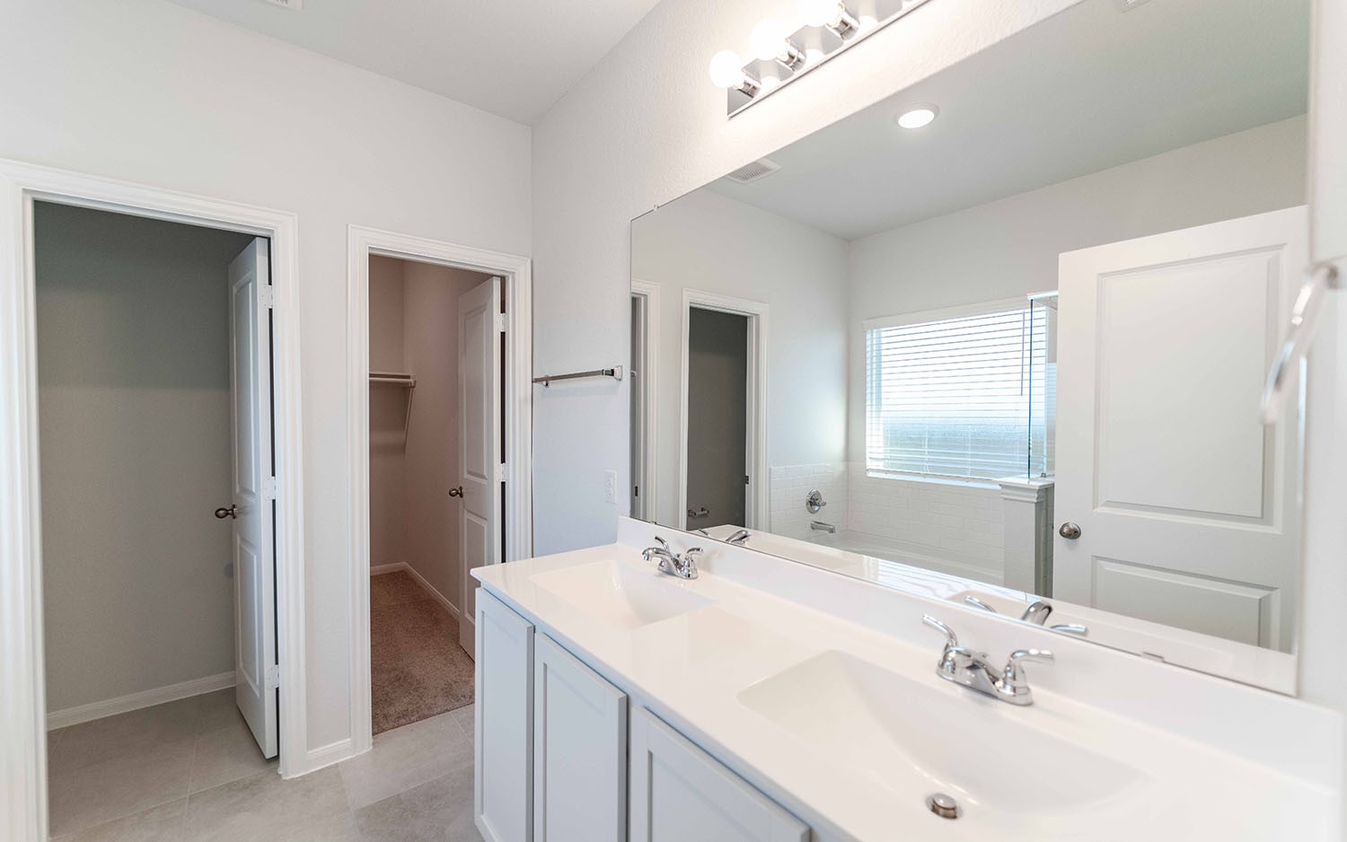 10633 Altitude Way Property Photo 13